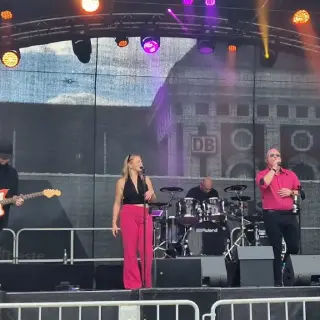 Butta bei de Fische auf der Bühne - H4 Hamm Stadtfest